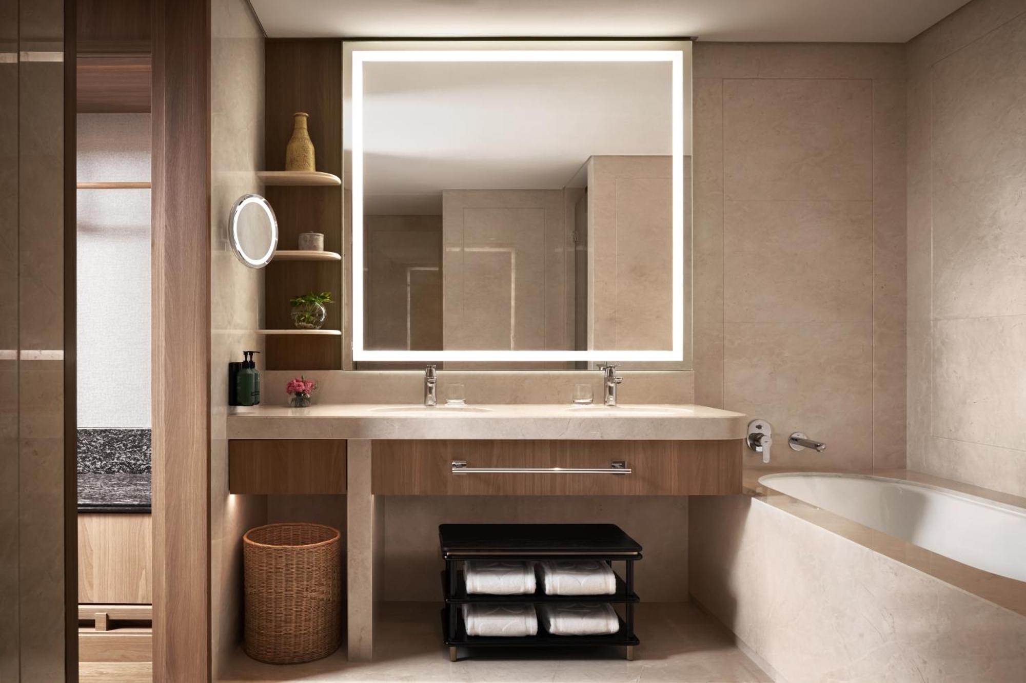 Shangri-La Phnom Penh Zewnętrze zdjęcie